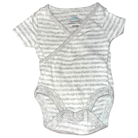 Cloud Island Three Newborn Onesies - Picture 4 of 8